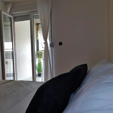 Apartment Seaside Split